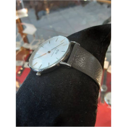 MONTRE QUARTZ DANIEL WELLINGTON