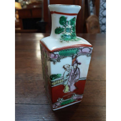 VASE ASIATIQUE
