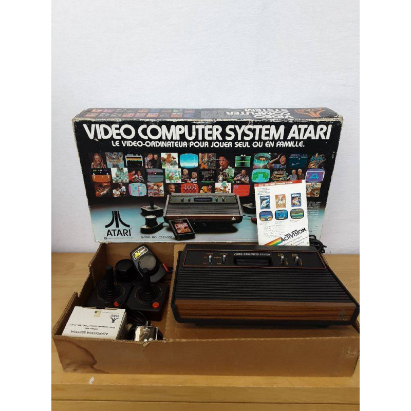 CONSOLE ATARI 2600 WOODY EN BOITE