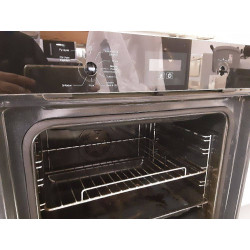 FOUR ENCASTRABLE SAUTER