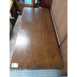 TABLE DE FERME