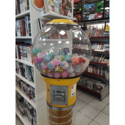 DISTRIBUTEUR DE GADGETS