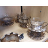 LOT 8 TASSES ET SOUCOUPES METAL ARGENTÉ