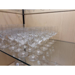 SARVICE DE VERRES CRISTAL DE BAYEL 44 PIÈCES