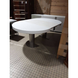 TABLE RONDE BLANCHE 1 ALLONGE PIETEMENT MÉTAL  HUSSON