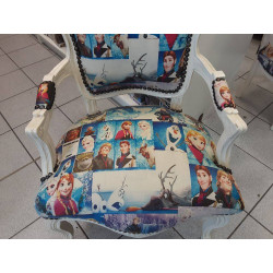 PAIRE DE FAUTEUILS ST LOUIS XV LA REINE DES NEIGES