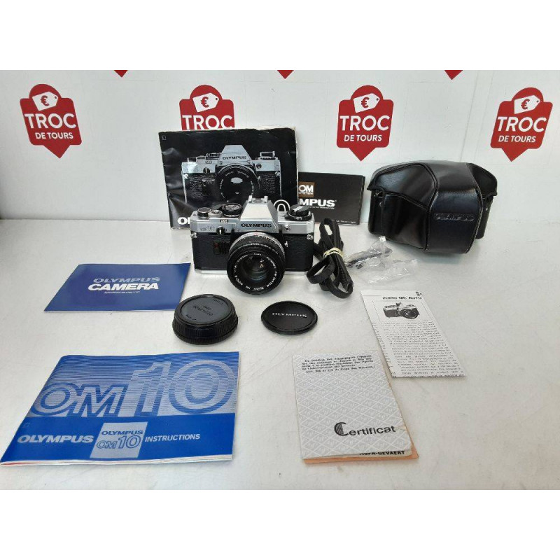 APPAREIL PHOTO OLYMPUS OM-10 AVEC OBJ ZUIKO 1:1.8 50MM ET NOTICES